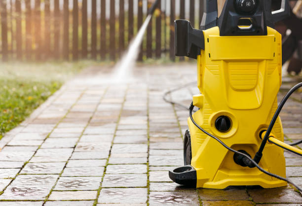 Best Pool Deck Cleaning  in South Gate Ridge, FL